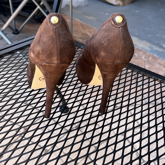 NWT Michael Kors Brown Suede Maryjane Heels - Picture 3 of 5